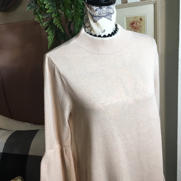 Style & Co beautiful light pink cream trim sweater - Picture 3 of 9
